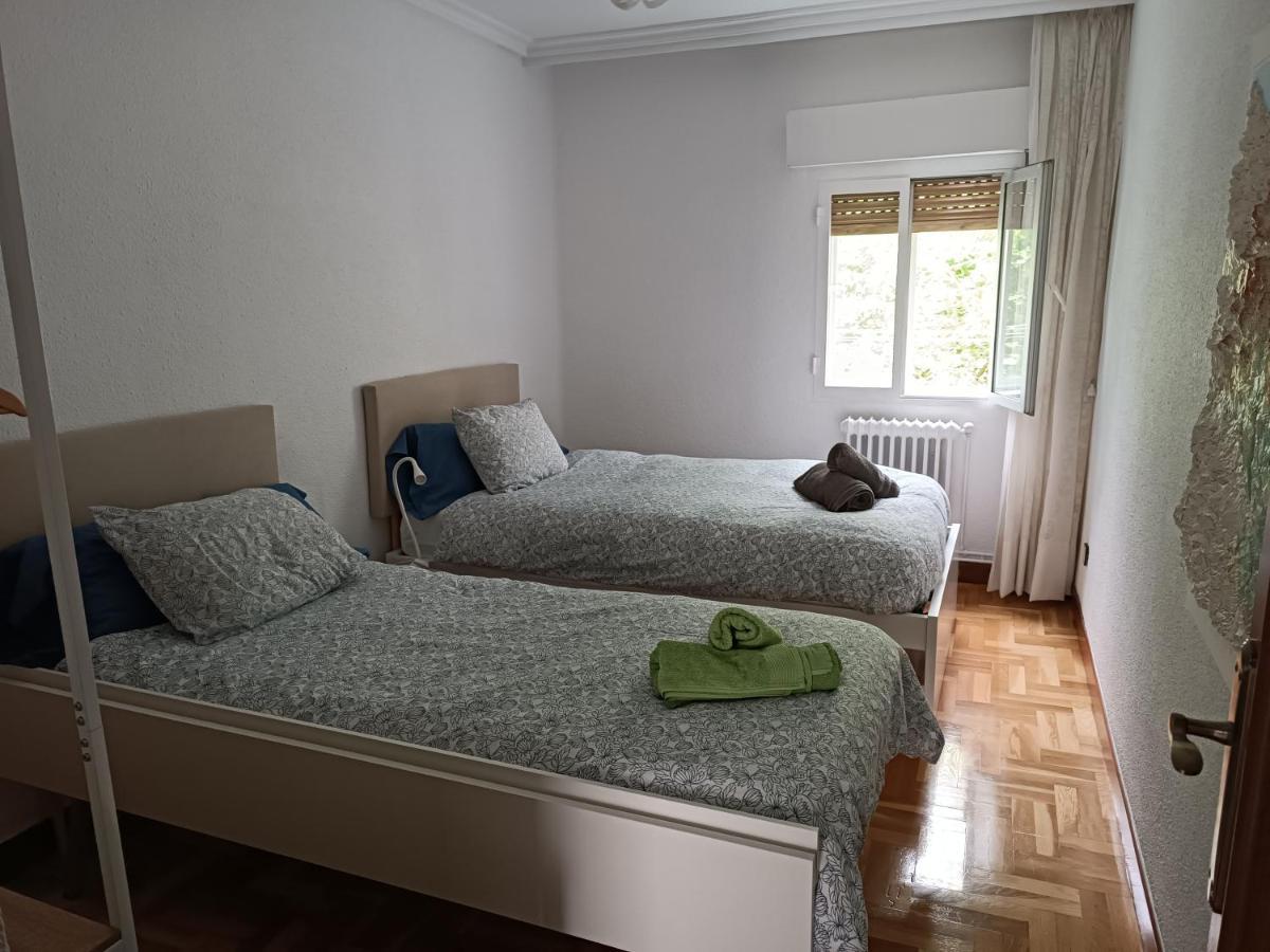 Apartamento Pamplona a 10 minutos del centro Exterior foto